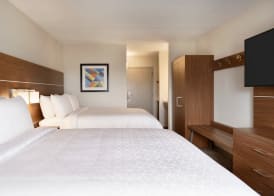 Holiday Inn Express PLATTSBURGH by IHG 2