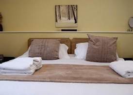 Norcroft Guest House Vegetarian B&B. 2