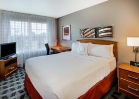 TownePlace Suites Detroit Sterling Heights 4