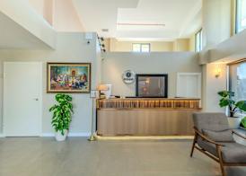 Nenessa Airport Hotel 5