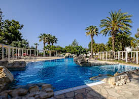 Latchi Family Resort 5