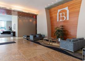 Broadway Plaza, Trademark Collection by Wyndham 2