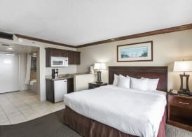 Beach Quarters Resort 3