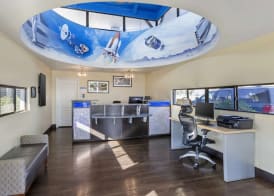 Best Western Space Age Lodge 2