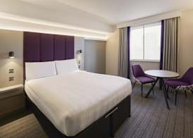 Premier Inn Wolverhampton City Centre 4