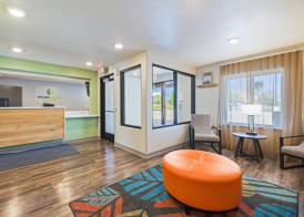 WoodSpring Suites Davenport Quad Cities 3
