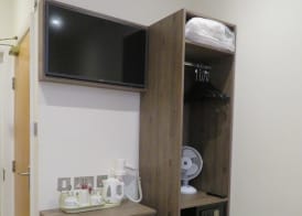 Glendale Hyde Park Hotel 3