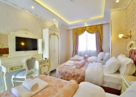 Nayla Palace Hotel-Special Category 5