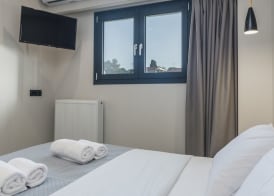 Dionisos Luxury Suites 4