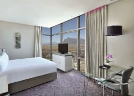 Cape Town Marriott Hotel Crystal Towers 4