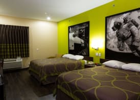 Red Lion Inn & Suites IAH Airport East 5