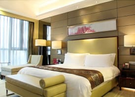 Crowne Plaza SHENZHEN LONGGANG CITY CENTRE by IHG 3