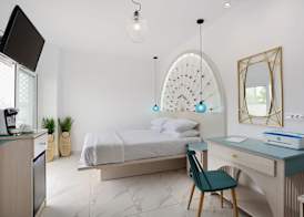 Mylos Luxury Escape 3