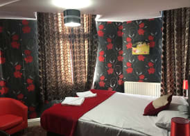 Pacific Inn London Heathrow 3