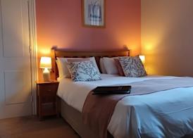 Glan Heulog Guest House 2