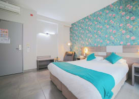 Holidays & Work HOTEL 4