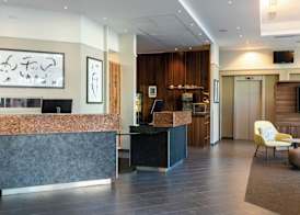 Courtyard by Marriott Paris Saint Denis 4