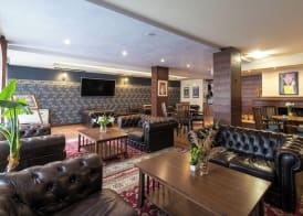 Grand Royale Apartment Complex & Spa 4