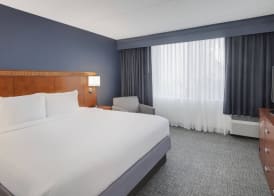 Courtyard by Marriott Augusta 4