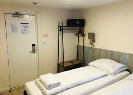 Hotel Damrak Inn 4