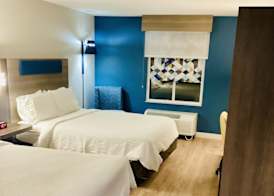 Holiday Inn Express & Suites COCOA BEACH by IHG 3