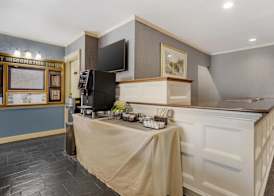 Best Western PLUS Morristown Inn-Florham Park 3