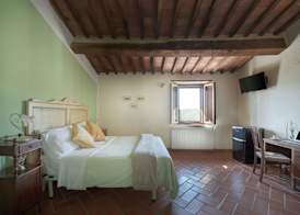Terre di GIORGIO Agriturismo Villa la Palazzetta 4