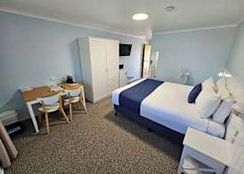 Koorawatha Homestead Motel 5