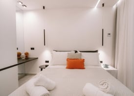 DOMUS GARDEN APARTMENTS 5