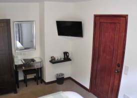 Bay Lodge 4