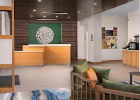 Fairfield Inn & Suites by Marriott Alexandria West/Mark Center 2