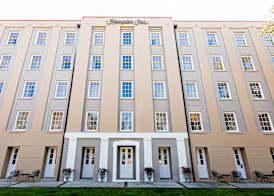 Hampton Inn Charleston-Historic District 4