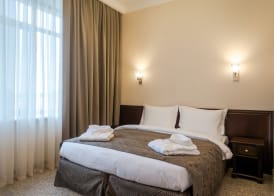 Royal Plus Hotel 3
