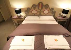 Mellini Palace Suites by Premium Suites Collection 4