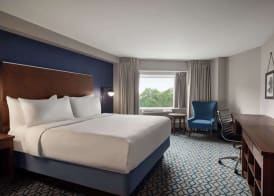 Wyndham Grand Fallsview Hotel 3