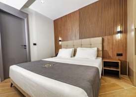 ES Hotel 5
