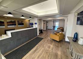 Days Inn by Wyndham Stony Plain 4