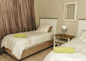 2-Bedroom Apartment within 1km of The Point Beach 5