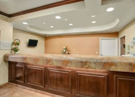 Super 8 by Wyndham Grayville 3