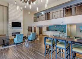 Comfort Inn & Suites Tualatin - Lake Oswego South 4