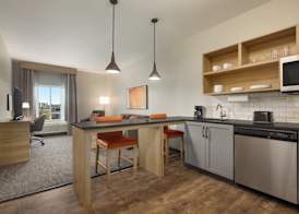 Candlewood Suites Shelbyville, an IHG Hotel 3