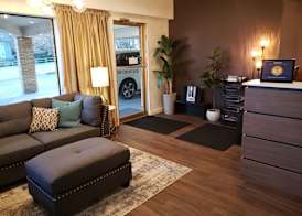 Robin Hood Inn and Suites 2