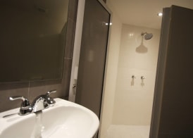 B My Hotel 4