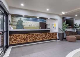 Best Western Plus Denton Inn & Suites 3