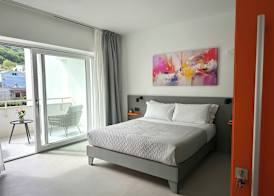 A&A Rooms 2