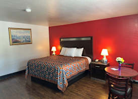Crossroads Inn - Downtown Sacramento 3