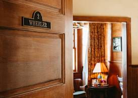Deer Mountain Inn 5