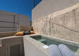 White Orchid Boutique Apartments 4