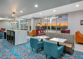La Quinta Inn & Suites DFW West-Glade-Parks 3