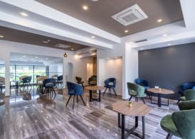 N Hotel 5